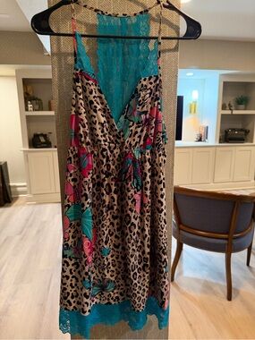In Bloom by Jonquil Leopard Butterfly Lace Chemise Nightgown - Medium